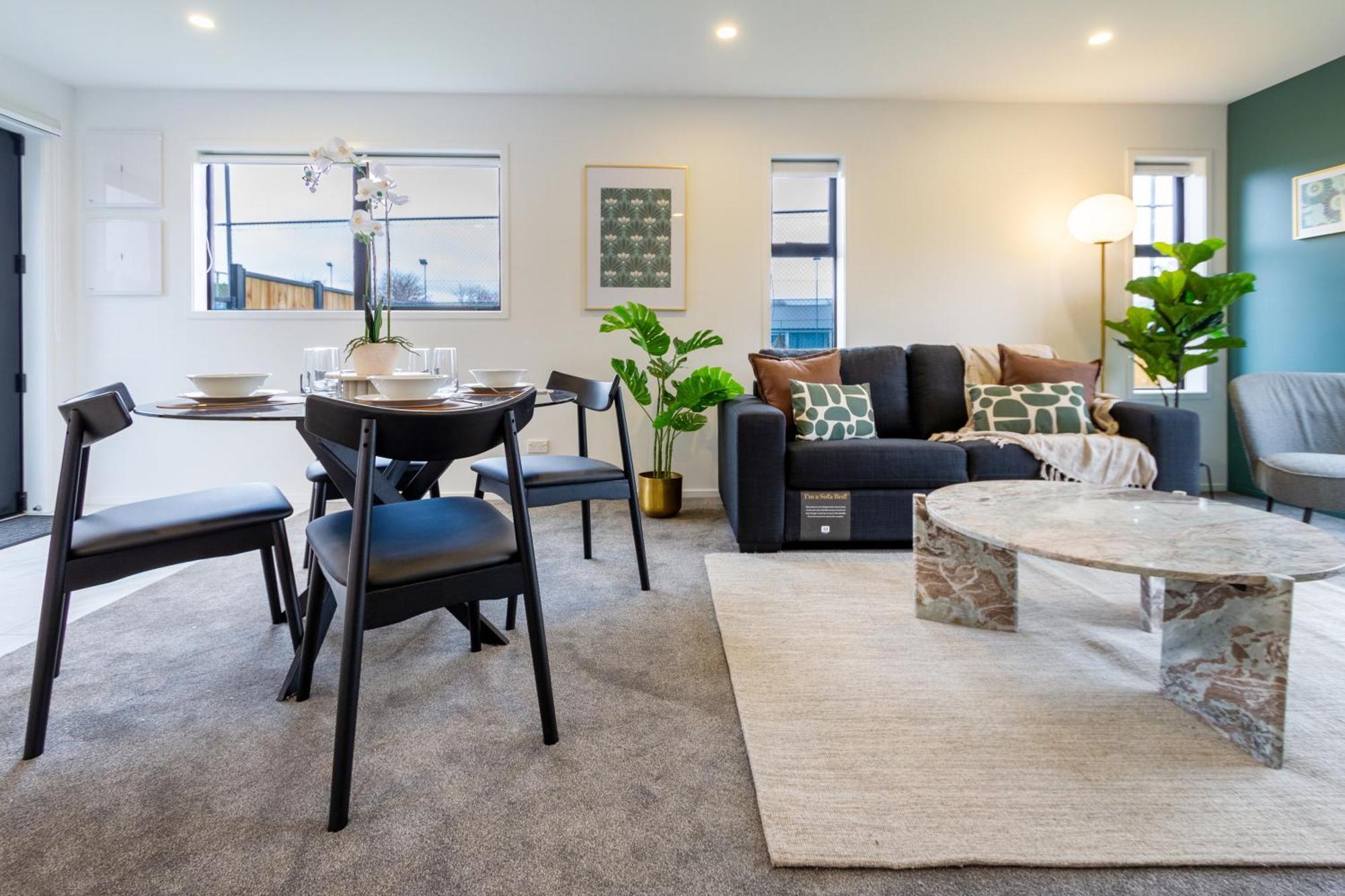 Serene Living 2 Bed With Carpark Christchurch Exterior photo